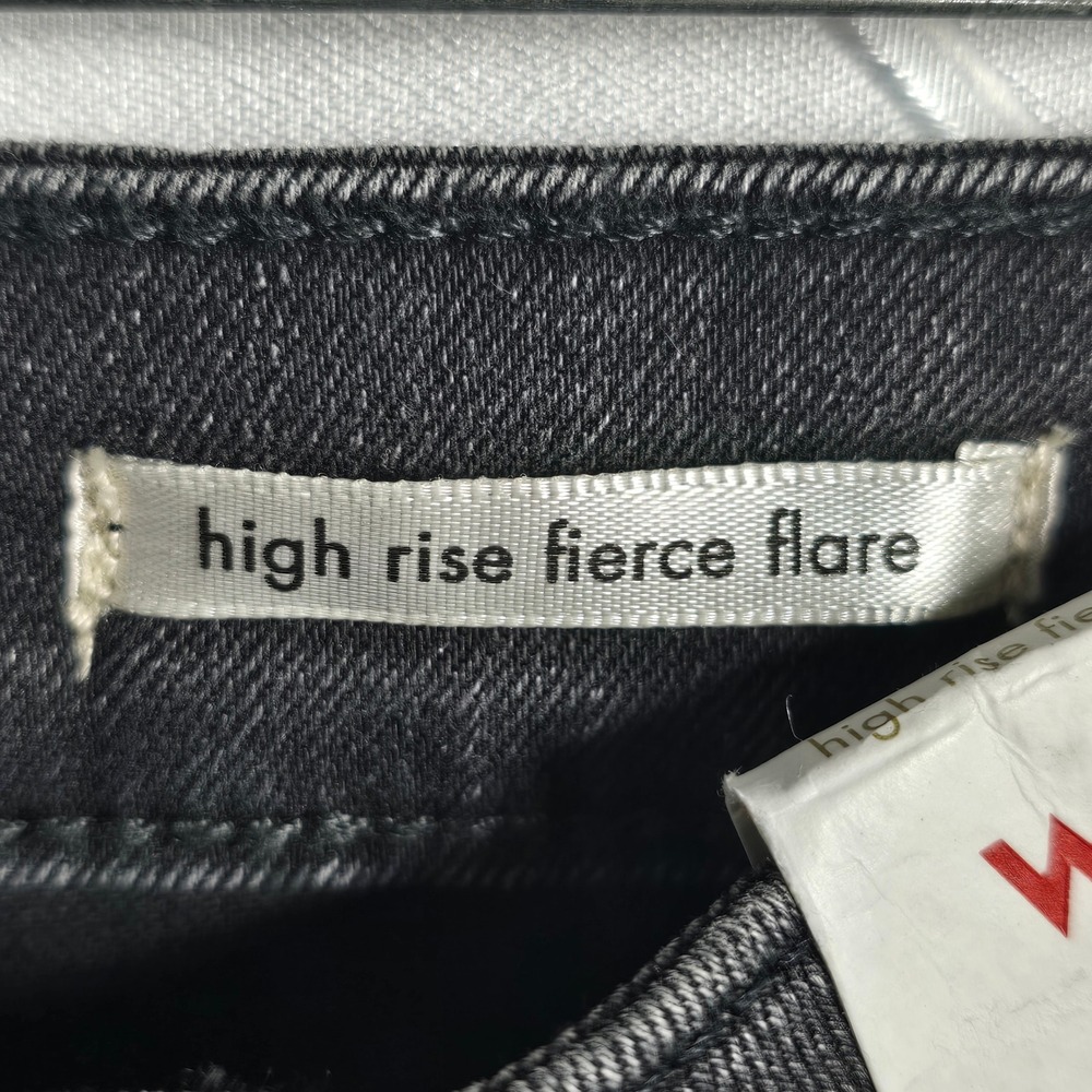 Wrangler Woman High Rise Fierce Flare Jeans Faded Black 16x32 NEW Retro Cowgirl - Picture 4 of 11